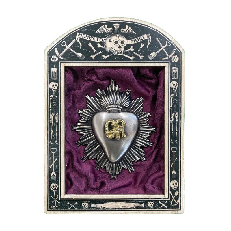 Memento mori medio con cuore sacro raggiato GR e sfondo viola 18,5x13 cm