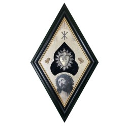 Rombo ex voto bianco e nero con Gesù 106x61