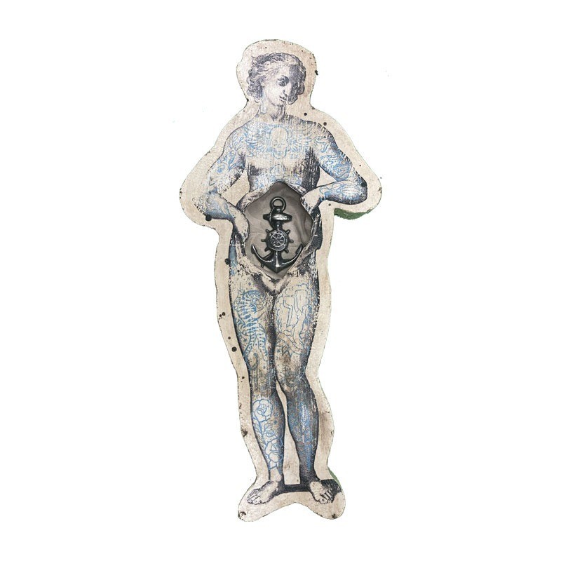 Formella donna tatuata e ancora ex voto