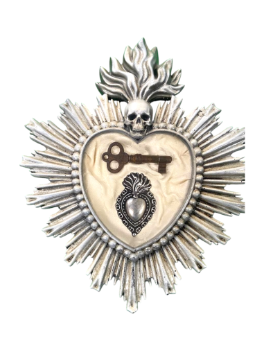 Cornice a forma di sacro cuore